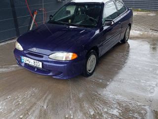 Hyundai Accent foto 2