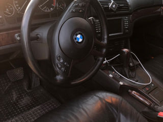 BMW 5 Series foto 3