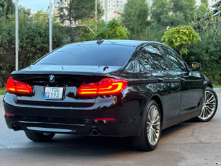 BMW 5 Series foto 2