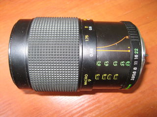 Объектив-yashica Lens