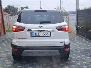 Ford EcoSport foto 5