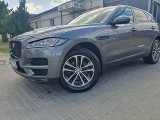 Jaguar F-PACE foto 1