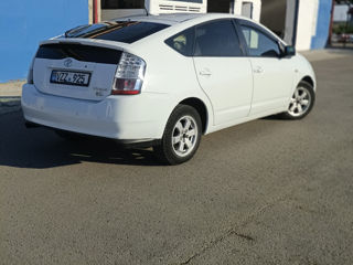 Toyota Prius foto 3