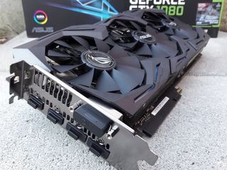 Asus Rog Strix GTX 1080 foto 1