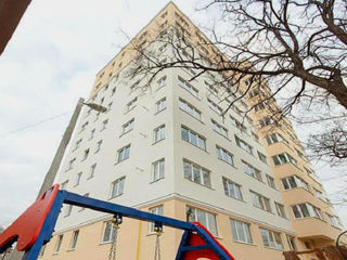 Apartament cu 3 camere, 85 m², Poșta Veche, Chișinău foto 2