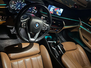 BMW 5 Series foto 6