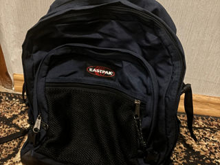 Продам рюкзак eastpack - vând rucsac eastpack