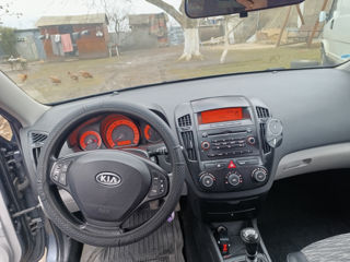 KIA Ceed foto 2