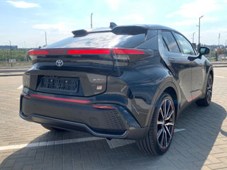 Toyota C-HR foto 8