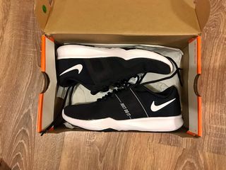 Продаю Новые кроссовки Nike city trainer 2 36 размера foto 2