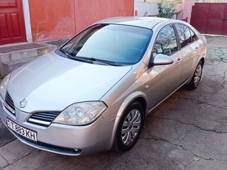 Nissan Primera foto 1