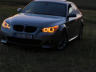 BMW 5 Series foto 3