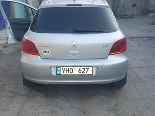 Peugeot 307 foto 1