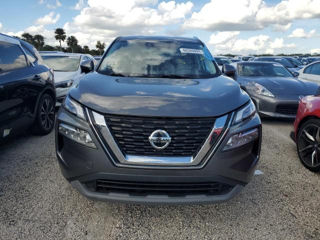 Nissan Rogue foto 2