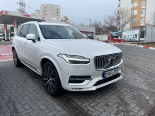 Volvo XC90 foto 1