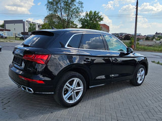 Audi Q5 e-tron foto 4