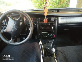 Toyota Carina foto 3