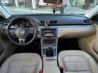 Volkswagen Passat foto 10