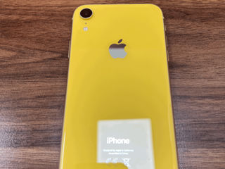 Продам Apple iPhone XR 64 GB желтый foto 4