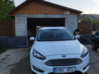 Ford Focus foto 2