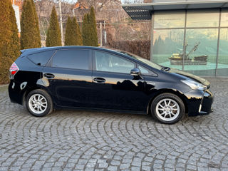 Toyota Prius + foto 4