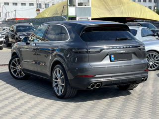 Porsche Cayenne foto 3