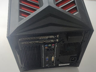 Lenovo legion gaming PC foto 3