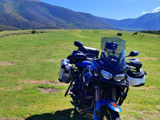 Honda Africa Twin foto 2