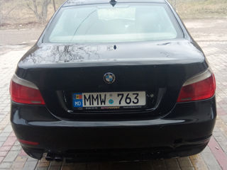 BMW 5 Series foto 5