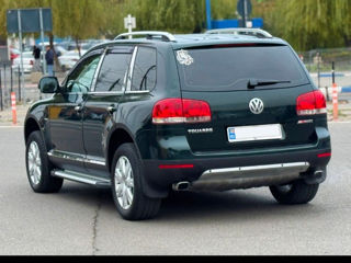 Volkswagen Touareg foto 6