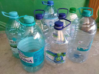 Чистые пластиковые фляжки (канистры, бутылки)(10 foto) foto 4