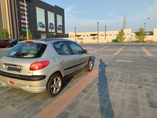 Peugeot 206 foto 4