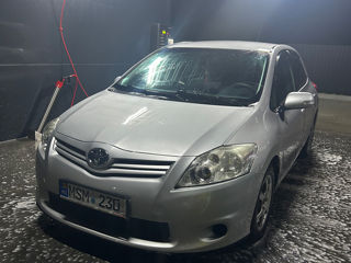 Toyota Auris foto 1