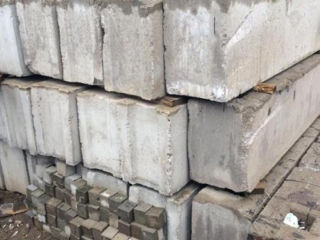 Vînd blocuri fundament fs 4 si 5 cel mai bun pret.