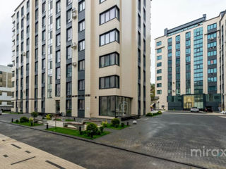 Apartament cu 2 camere, 76 m², Centru, Chișinău foto 4