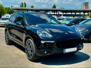 Porsche Cayenne foto 2