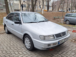 Volkswagen Passat foto 2