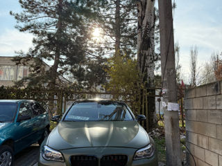 BMW 5 Series foto 3