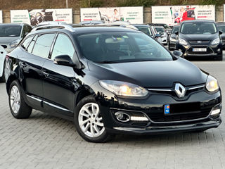 Renault Megane foto 1