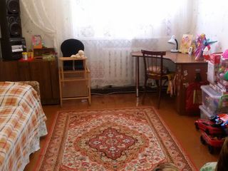 Уезжаем! Срочно! Квартира в пригороде Кишинева (Ватре) Apartament ( Vatra)+ Авто в подарок!! foto 2