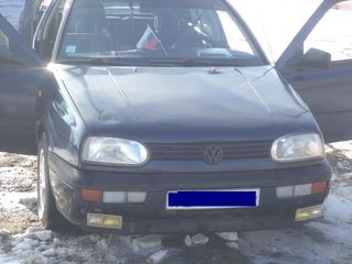 Volkswagen Golf foto 1