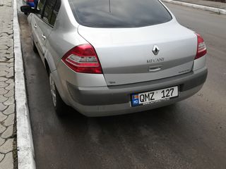 Renault Megane foto 2