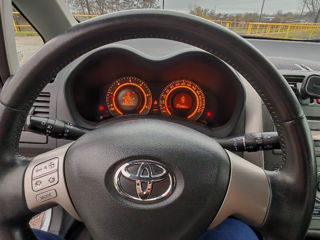 Toyota Auris foto 9