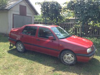 Volkswagen Vento foto 1