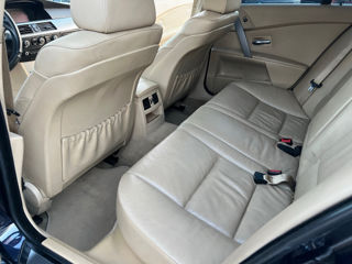 BMW 5 Series foto 17