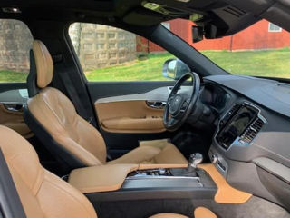 Volvo XC90 foto 8