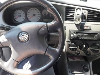 Nissan Primera foto 6