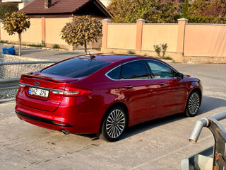 Ford Fusion foto 3