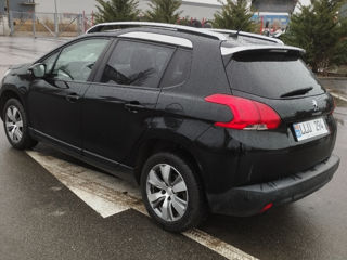 Peugeot 2008 foto 3