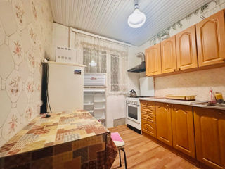 Apartament cu 1 cameră, 32 m², Botanica, Chișinău foto 4